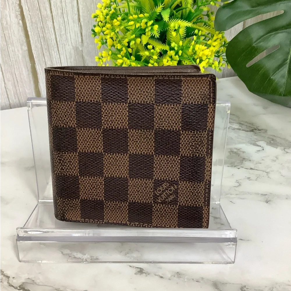 GUC Louis Vuitton Damier Ebene Bifold Wallet
